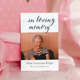 En la tarjeta de oración funeraria de amor con fot