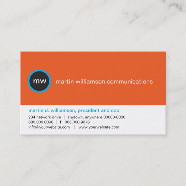 En la tarjeta de presentación (Anverso)