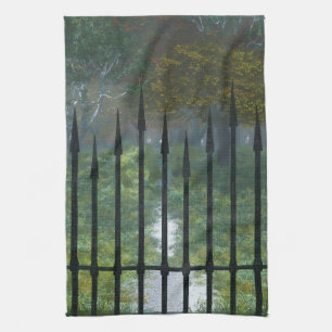 En la vieja toalla de cocina del bosque