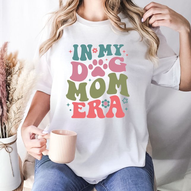 En las camisetas de la era de mi madre, mamá ama e (Subido por el creador)