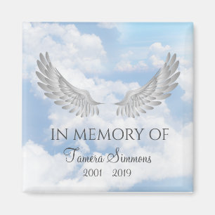 En Memoria De Las Nubes Memorial Y El Imán De Dise