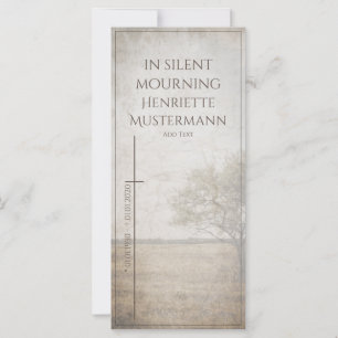 En silencio de duelo - árbol en la cosecha de prad