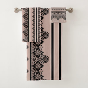 encaje negro, calado, fondo marrón, beige, bla