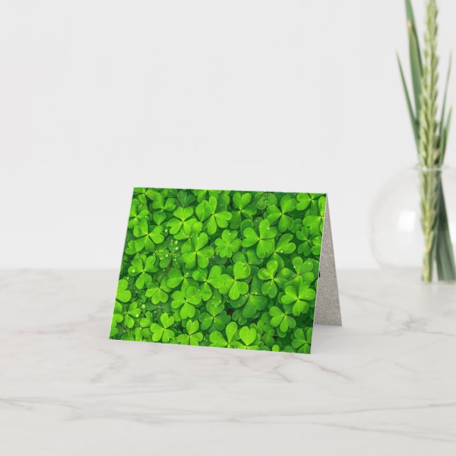 Encuentra la tarjeta de 4 hojas Clover St Patricks (Anverso)