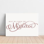 Encuéntrenme bajo el lienzo navideño Mistletoe<br><div class="desc">¡Siempre agregamos nuevos diseños a diario!</div>