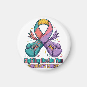 Enfermera de oncología imán luchando junto a ti