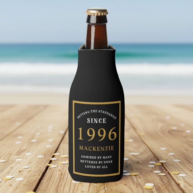 Enfriador De Botellas 30th Birthday 1996 Name Elegant Chic Black Gold (Born 1996 bottle cooler. Beach background.)