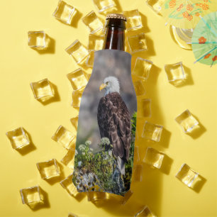 Enfriador De Botellas Águila calva sentada en la roca