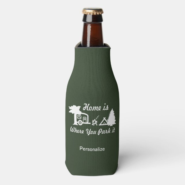 Enfriador De Botellas El Hogar Es Donde Lo Aparta | Camping Forest Green (Frente de la botella)