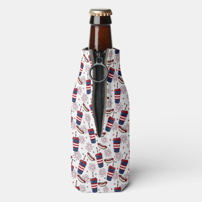 Enfriador De Botellas Estrellas, rayas y azulejos - Un festín patriótico (Reverso de la botella)