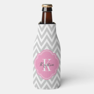 Enfriador De Botellas Monograma de Chevron gris y rosa