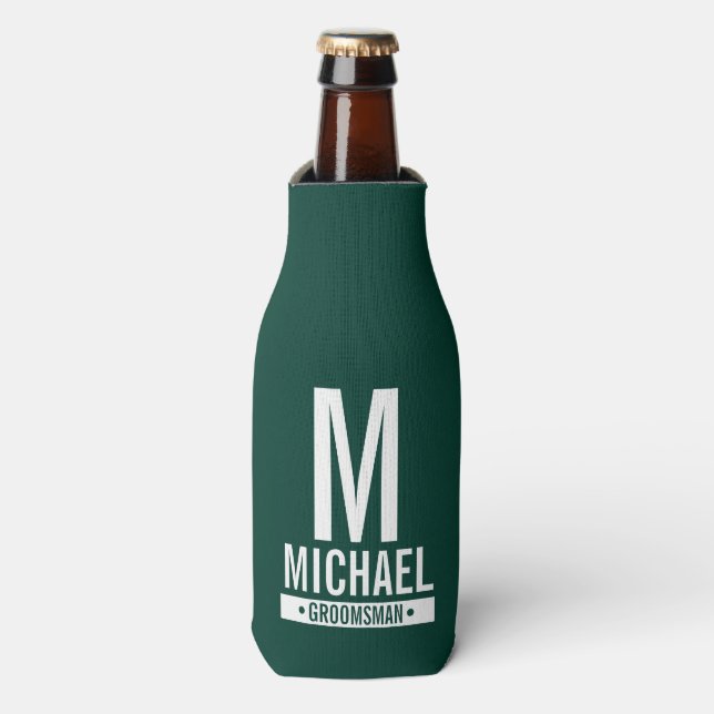 Enfriador De Botellas Monograma y nombre del Groomsman personalizado (Frente de la botella)