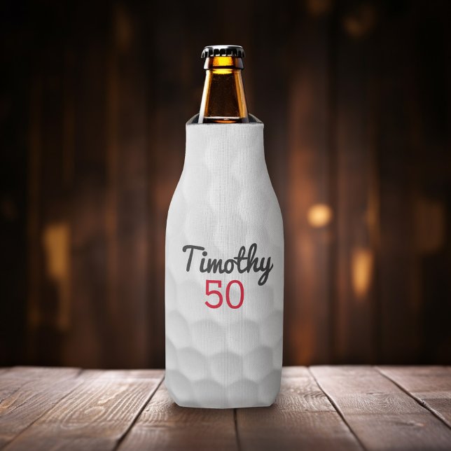 Enfriador De Botellas Pelota de golf con número rojo de nombre negro (Add your name to this golf themed personalized bottle cooler.)