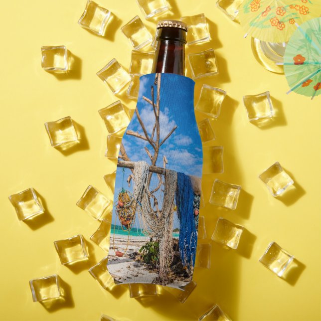 Enfriador De Botellas Redes de pesca que se secan en la playa (Verano in situ)