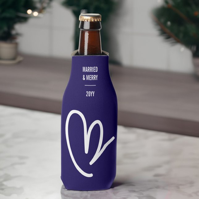 Enfriador De Botellas Sr. Personalizado Recién Viernes Texto Frasco Azul (Mr - married & merry bottle cooler from Newlywed Christmas Gift Ideas collection by Darling & May)