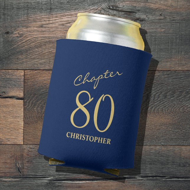Enfriador De Latas 80.º cumpleaños Capítulo 80 Oro Azul (Add a touch of sparkle to your loved one's 80th birthday celebration with the Blue Gold can coolers.)