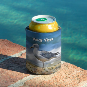 Enfriador De Latas Aves de gaviota descansando en el Refrigerador de