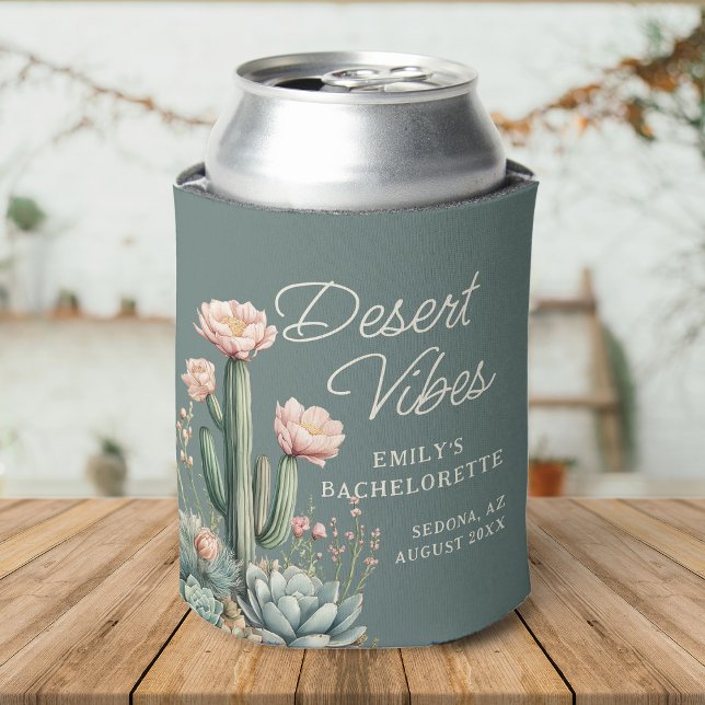 Enfriador De Latas Bachelorette Blooming Cactus Suculento Vibe del De ( A desert-themed can cooler with cacti, succulents, and Desert Vibes text on a muted green backgroun)