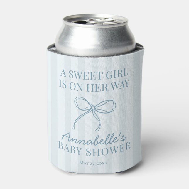 Enfriador De Latas Blue Coquette Bow Pastel Favor Baby Shower a rayas (Lata Anverso)