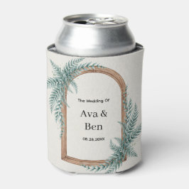 Enfriador De Latas Boda con arco de madera y follaje de helecho