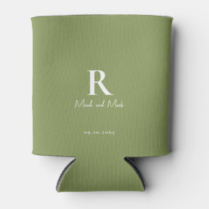 Enfriador De Latas Boda Moss Green & White Monogram Couples