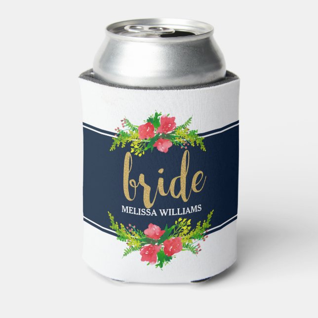 Enfriador De Latas Bride-Gold Textos, Bouquet Floral Sobre Blanco Y A (Reverso de la lata)
