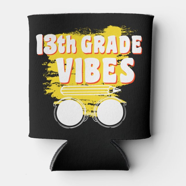 Enfriador De Latas Camisas de 13° grado Vibes de vuelta a la escuela (Anverso)