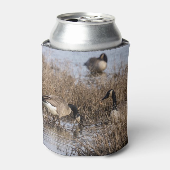 Enfriador De Latas Canadiense Geese Snack Time (Lata Anverso)