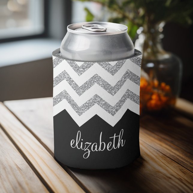 Enfriador De Latas Chevras y nombres de impresión de Purpurina negro  (Celebrate with a personalized can cooler - add your name. Great party favor or gift)