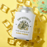 Enfriador De Latas Chicas del partido Camp Bachelorette Camping Perso<br><div class="desc">Experimente la aventura con los regalos de los Personalizados del Camp Bachelorette Party! Para prepararte para una inolvidable despedida de soltera que combina la emoción al aire libre con un estilo personalizado. Esta mercadería personalizado es la adición perfecta a su celebración temática del campamento, añadiendo un toque de elegancia e...</div>