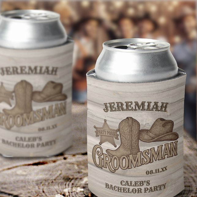 Enfriador De Latas Cowboy Groomsman Rustic Woodcut Bacheler Party (Subido por el creador)
