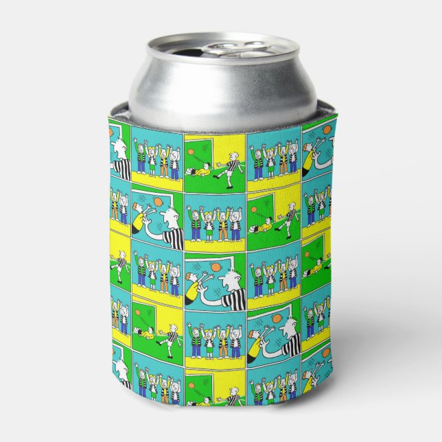 Enfriador De Latas Diseño de fútbol con jugadores y fans alentadores (Lata Anverso)