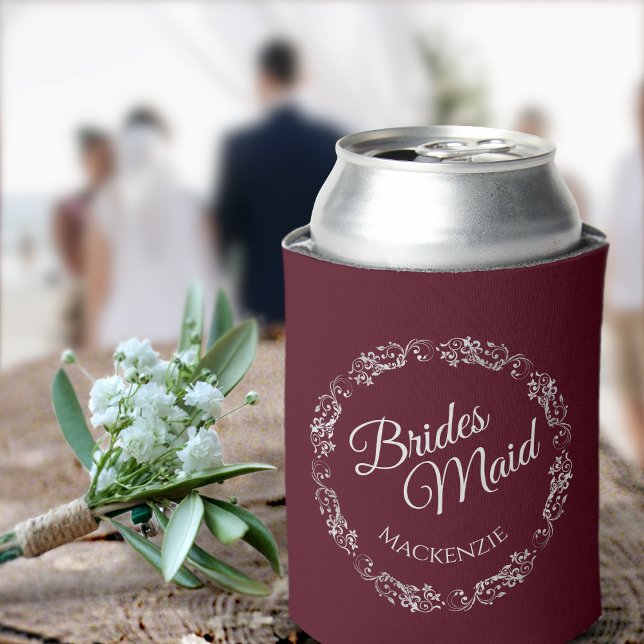 Enfriador De Latas Elegant Silver Lace Burgundy Bridesmaid Wedding (Subido por el creador)