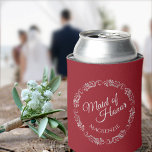 Enfriador De Latas Encaje plateado sobre la doncella roja de Criminso<br><div class="desc">Estos bodas refrigeradores de bebidas divertidos presentan un diseño elegante con un texto de escritura elegante que lee Maid of Honor y su nombre rodeado por un flamante Relieve metalizado de plata filigree o rizos y remolinos. Perfecta manera de agradecerle por ser parte de su fiesta nupcial.</div>