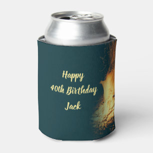 Enfriador De Latas Fiesta de cumpleaños al aire libre con hoguera