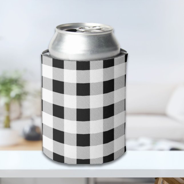 Enfriador De Latas fiesta rústico de manteca de búfala blanca negra (rustic farmhouse black white buffalo plaid party can cooler)