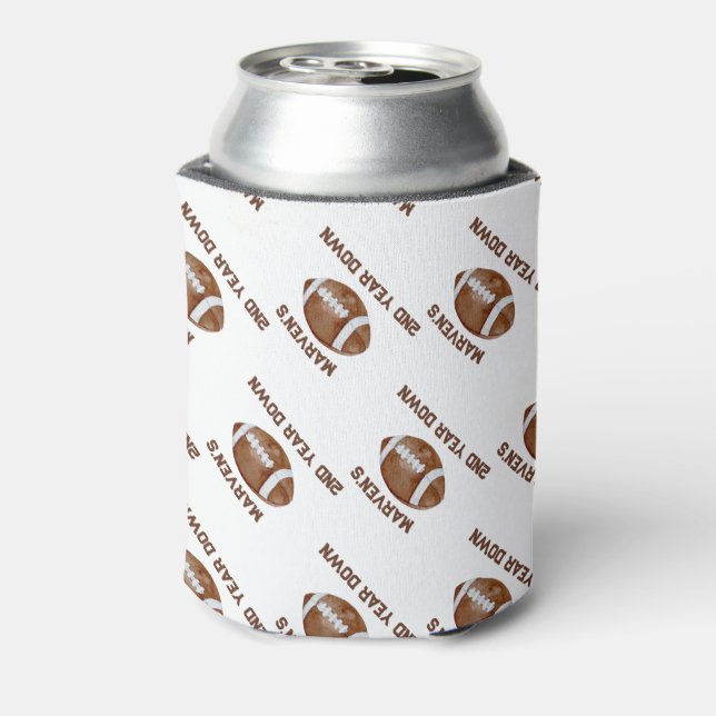 Enfriador De Latas Football second year down boy birthday  (Reverso de la lata)