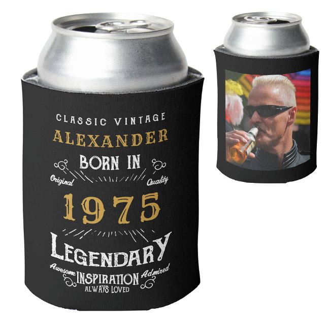 Enfriador De Latas Foto personalizada del año 50 de cumpleaños (Personalized 50th birthday can cooler with custom name, year and photo template.)