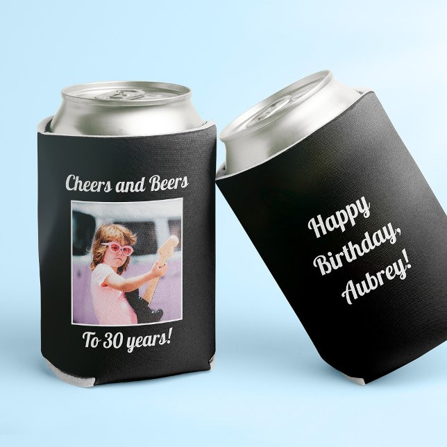 Enfriador De Latas Foto personalizado Graciosa Guay 30 cumpleaños (Two black can holders; one reads "Happy Birthday, Aubrey!" + the other a photo and "cheers and beers)