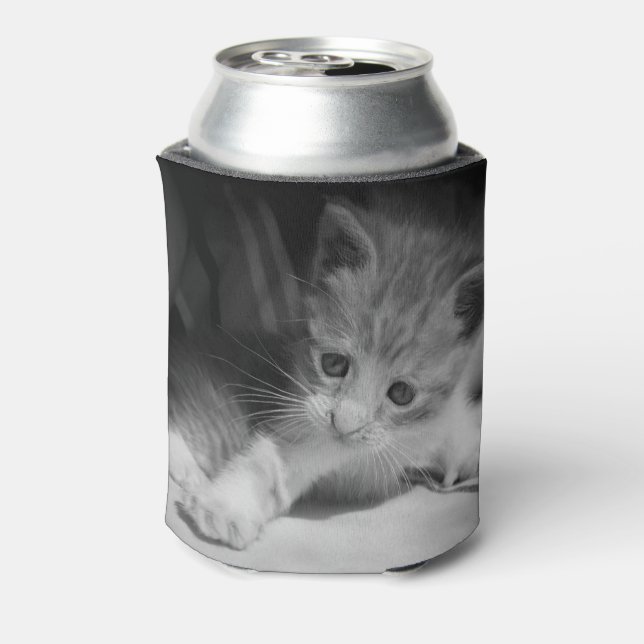 Enfriador De Latas Fotografía de Gatito Blanco y Negro (Reverso de la lata)