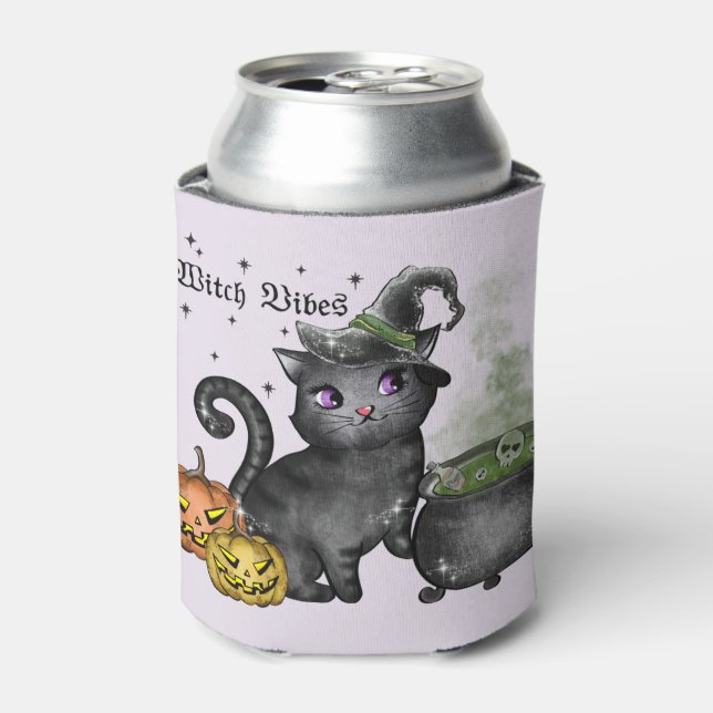 Enfriador De Latas Gato negro de bruja | Vibes de bruja (Lata Anverso)