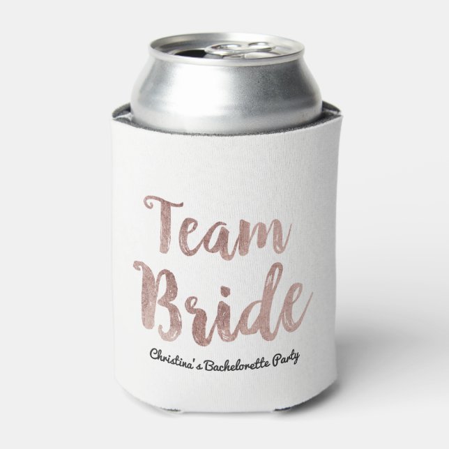 Enfriador De Latas Glam Moda Oro Equipo Blanco Novia Bachelorette Par (Lata Anverso)