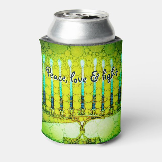 Enfriador De Latas Green Hanukkah Menorah Peace Love Light Modern (Reverso de la lata)