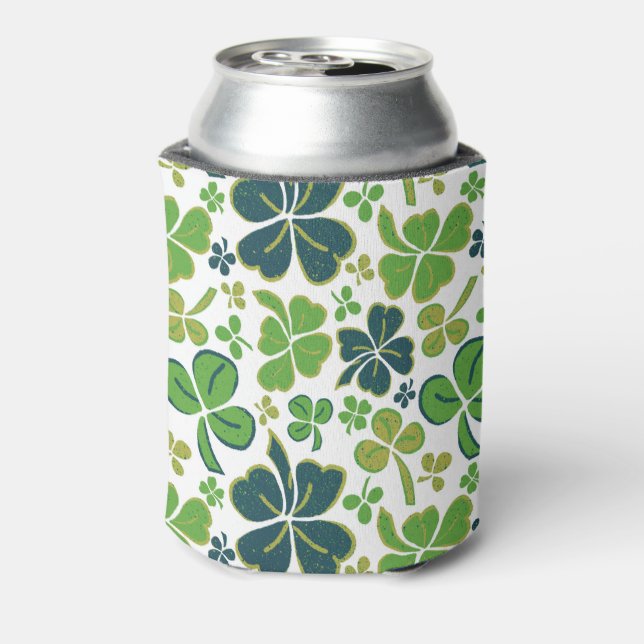 Enfriador De Latas Green Lucky Shamrock Clover St. Patrick's Day (Reverso de la lata)