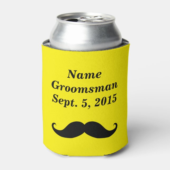 Enfriador De Latas Groomsman Mustache Gorra y Refrigerador de bebidas (Lata Anverso)
