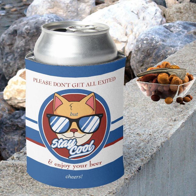 Enfriador De Latas Guay Funny Cat Refrigerador de bebidas (Can cooler showing a funny cat with sunglasses on a striped design with cute cat paws on the bottom)