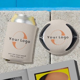 Enfriador De Latas Logo sobre Light Tan + Black Text Company Business