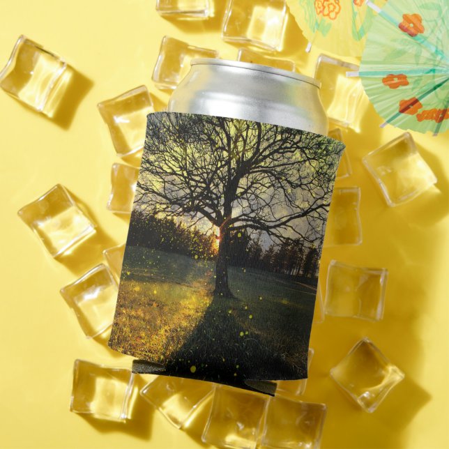 Enfriador De Latas Magical fireflies dreamy landscape (Verano in situ)