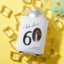 Enfriador De Latas ¡Mira quién cumple 60! Foto moderna para 60 cumple