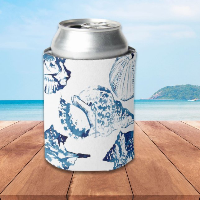 Enfriador De Latas moda costera azul índigo océano acuarela (coastal chic indigo blue ocean watercolor seashell can cooler)